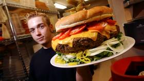 Вес чикенбургера в Burger King в Связной